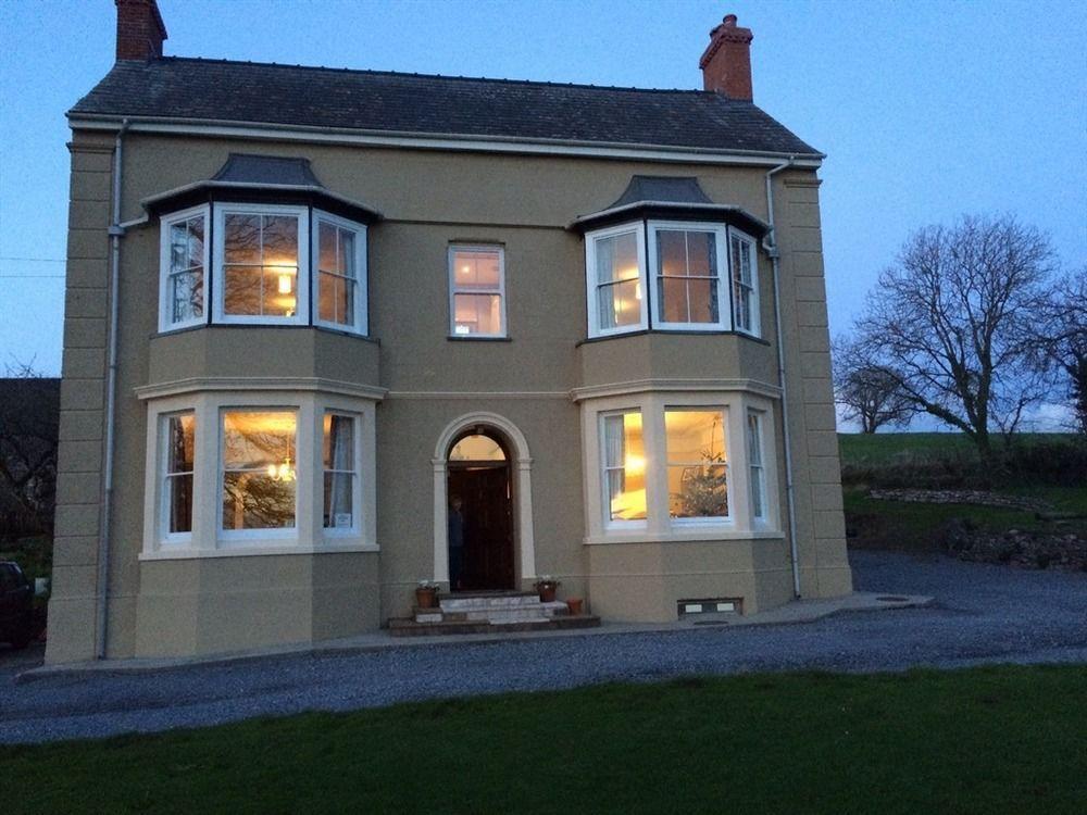 North Down Farm Villa Pembroke Buitenkant foto